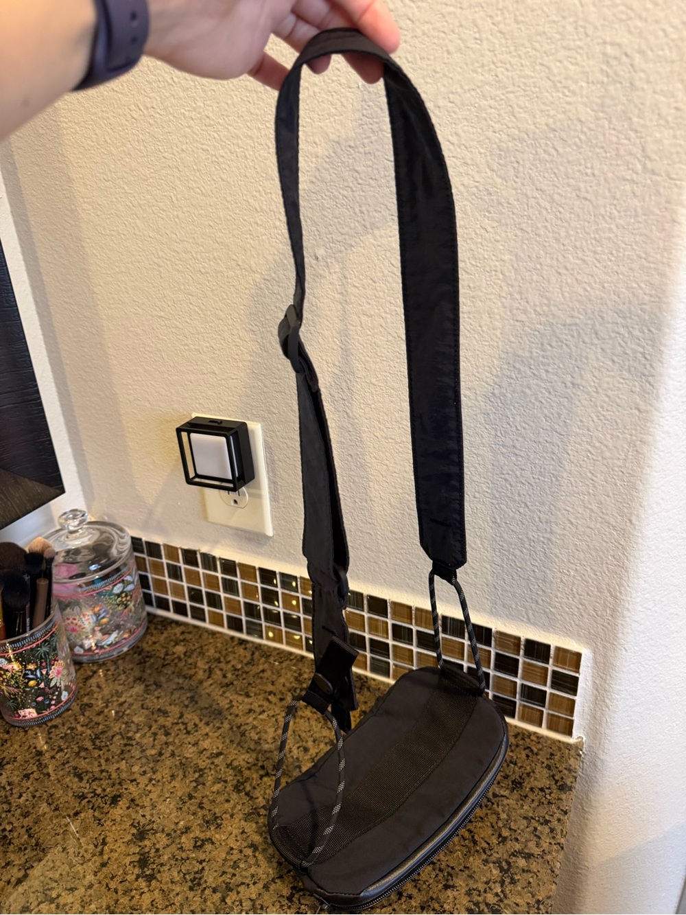 Lululemon Pop It Off crossbody bag - Picture 5 of 6
